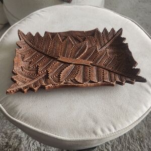 Hand-Carved Brown Wooden Leaf Tray - Home Accessories